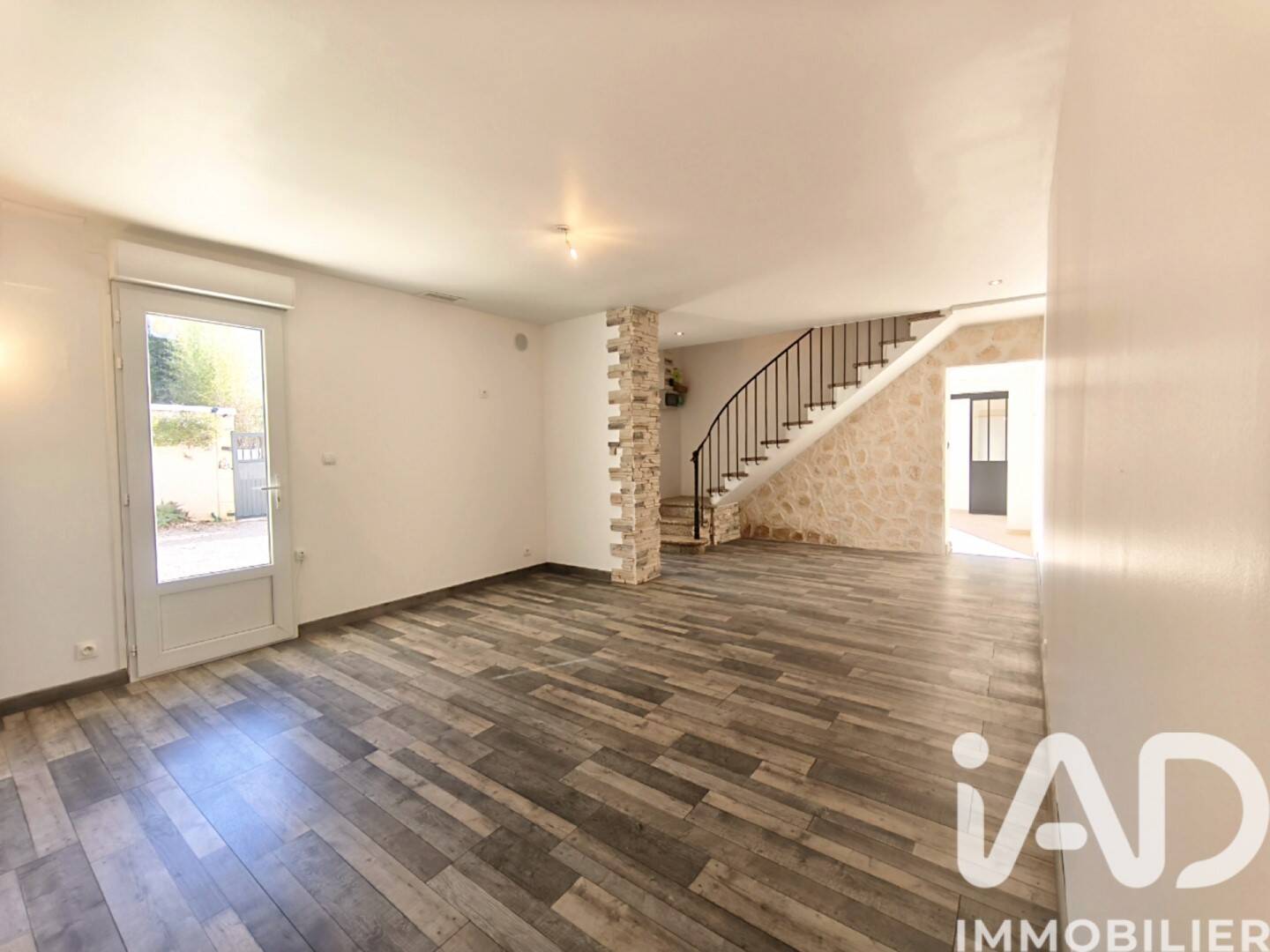 Maison à vendre, 120m², ROUJAN