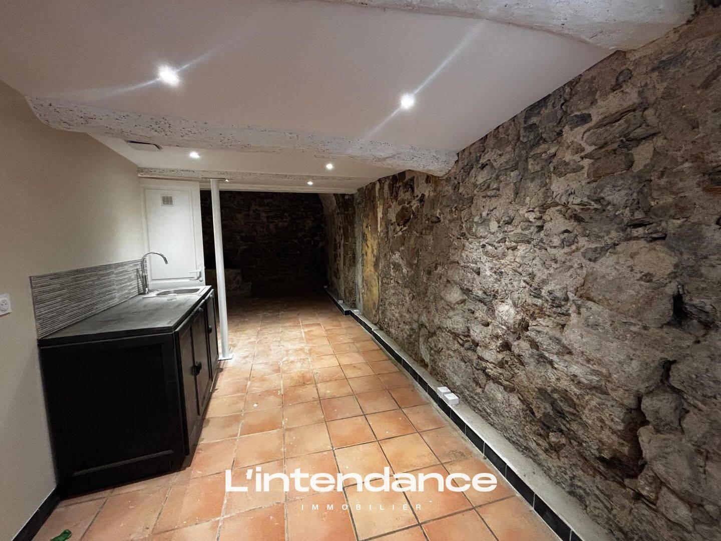 Maison à vendre, 28m², HYERES