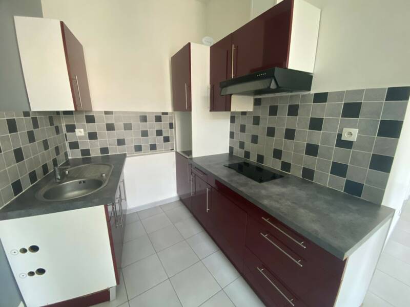 Maison à louer, 40m², NIMES