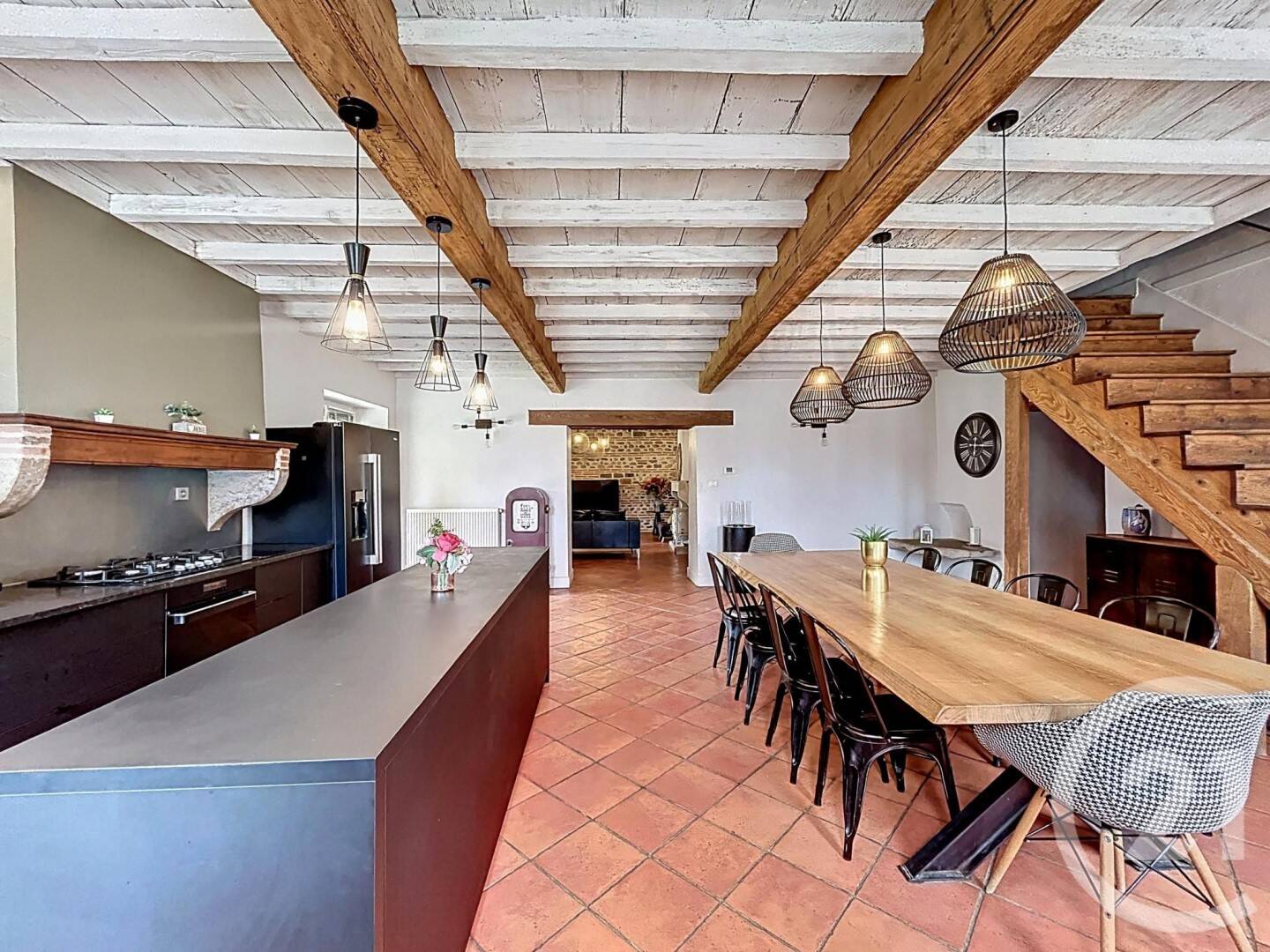 Maison à vendre, 390m², VILLIEU LOYES MOLLON