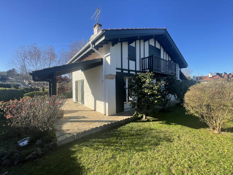 Maison à louer, 90m², ESPELETTE