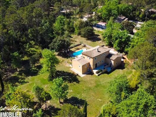 Maison à vendre 749 000 € 7 pièces 5 chambres 172 m² 4 000 m² de terrain La Celle 83170