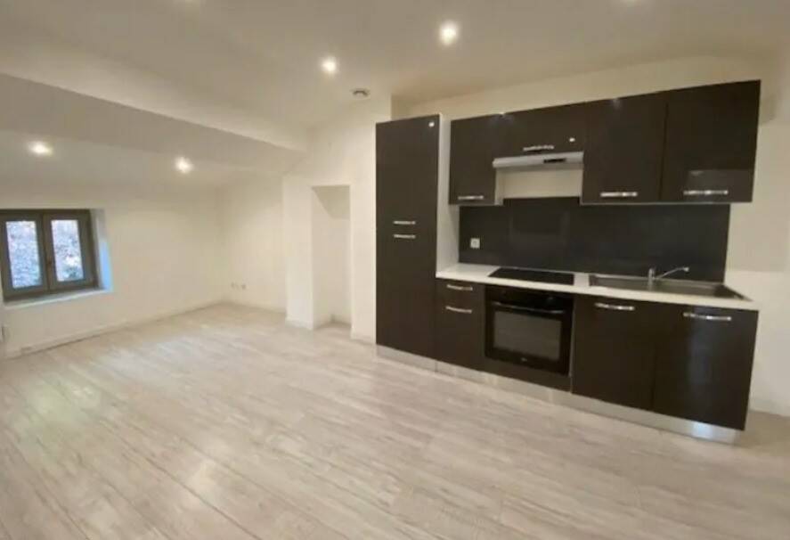 Maison à louer, 45m², SAINT SYMPHORIEN D'OZON