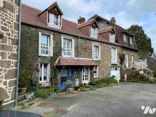 Maison à vendre 147 800 € 7 pièces 4 chambres 145 m² 346 m² de terrain Faverolles 61600