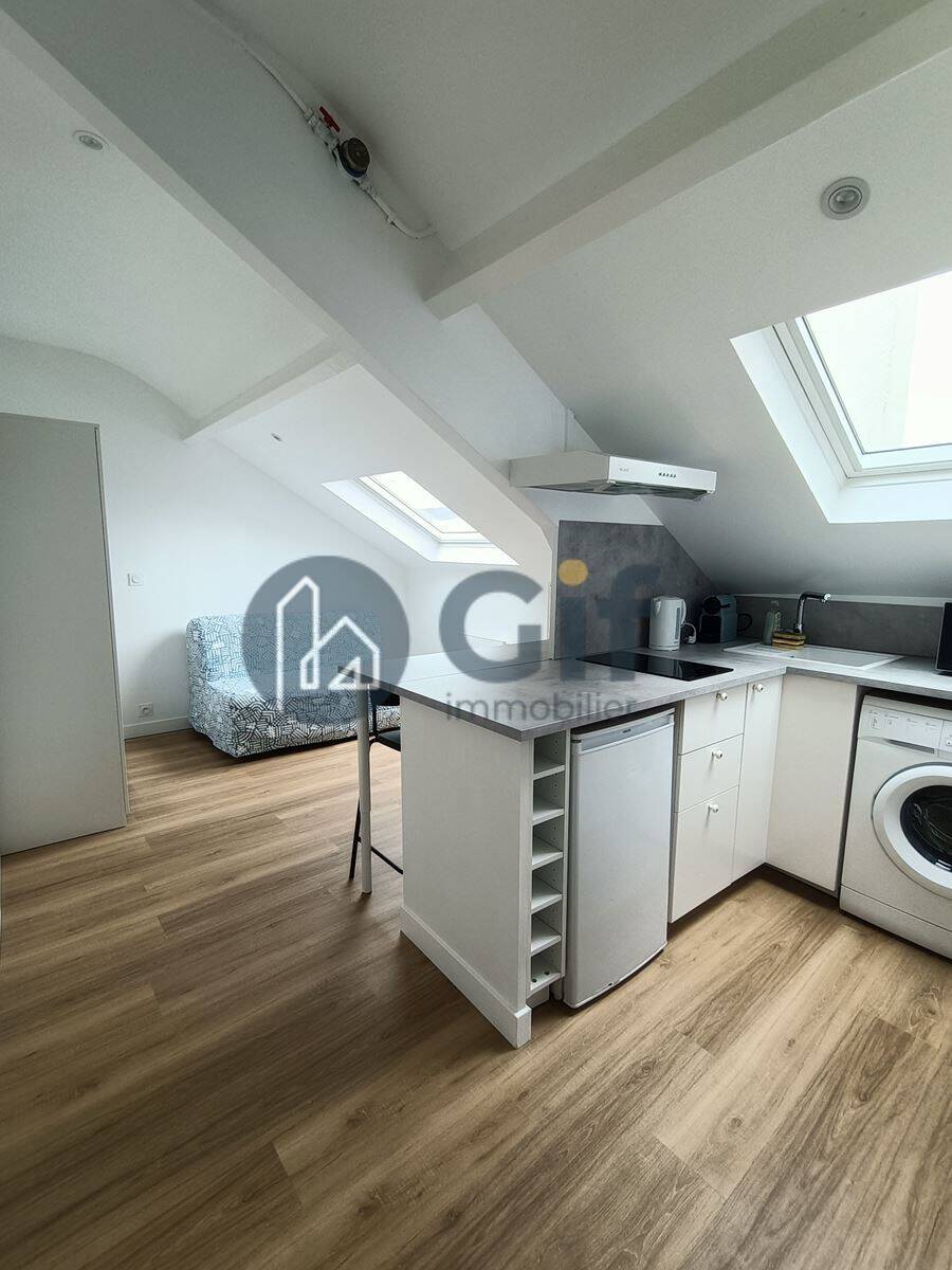 Maison à louer, 11m², SAINT MAUR DES FOSSES