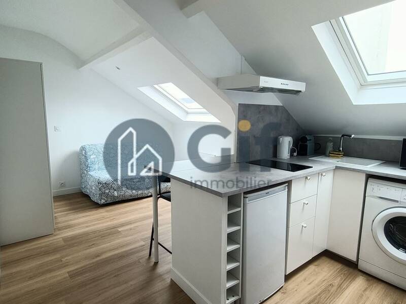 Maison à louer, 11m², SAINT MAUR DES FOSSES