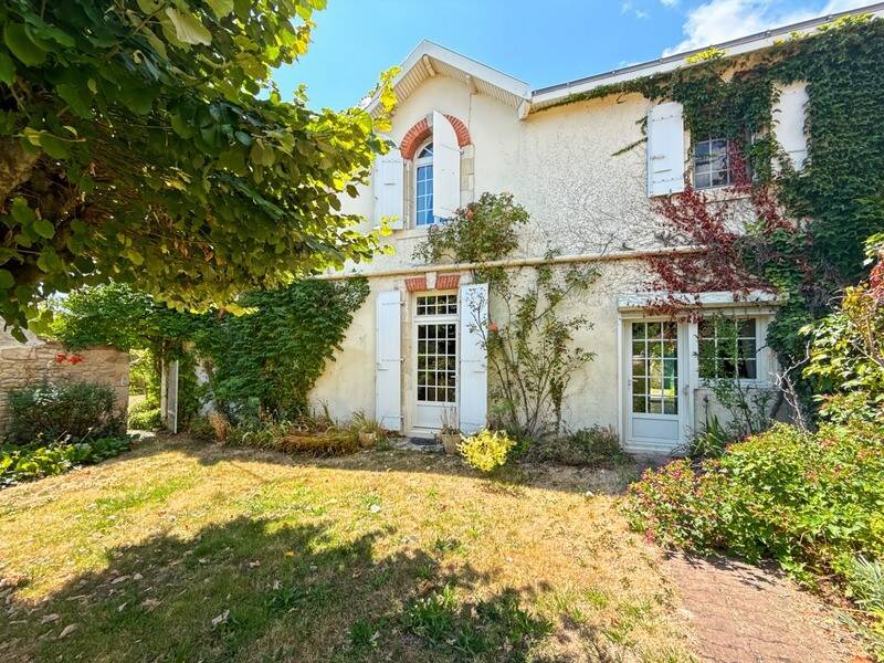 Maison à vendre, 312m², LA JARNE