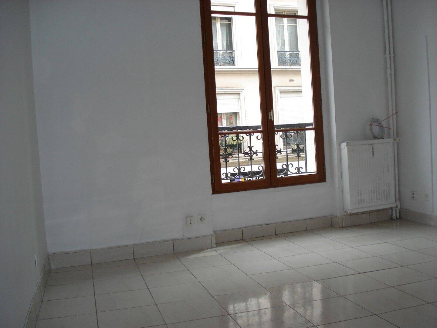 Maison à louer, 17m², LEVALLOIS PERRET