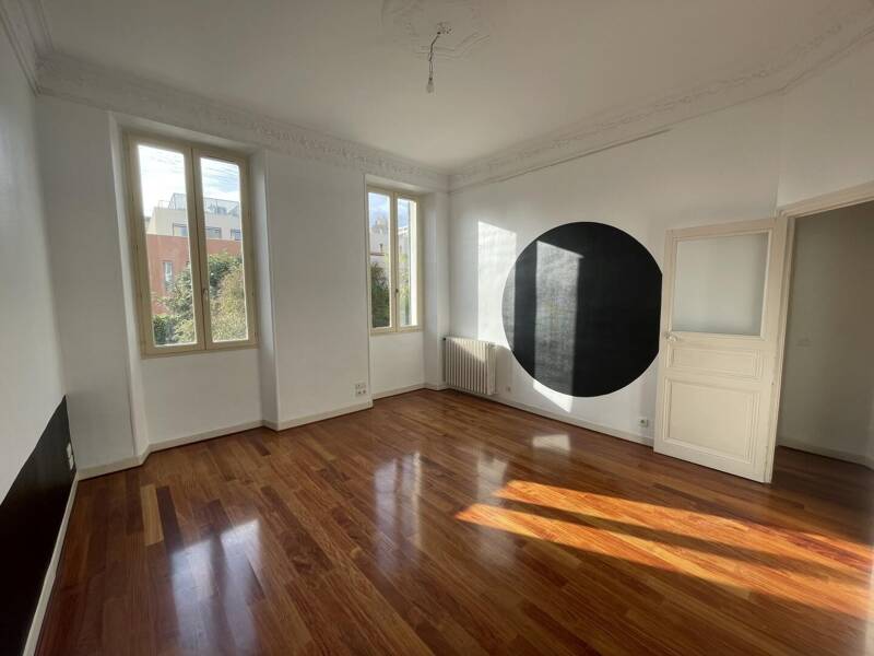 Maison à louer, 90m², MARSEILLE 6E