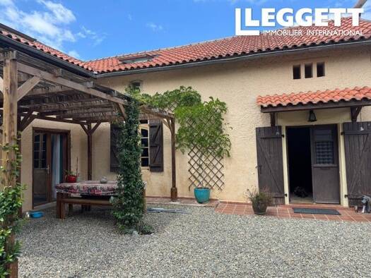 Maison à vendre 280 000 € 10 pièces 3 chambres 200 m² 1 083 m² de terrain Sauveterre 65700