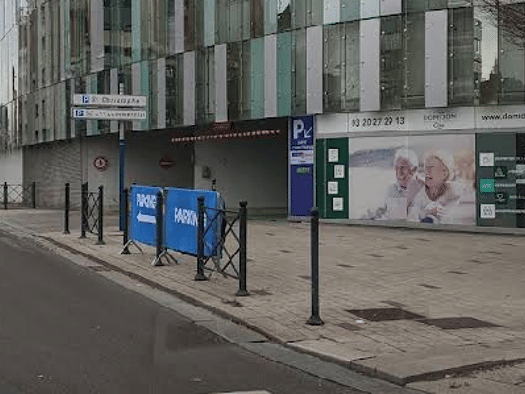 Parking à vendre 7 000 € 13 m² Centre Ville-Fin de la Guerre Tourcoing 59200