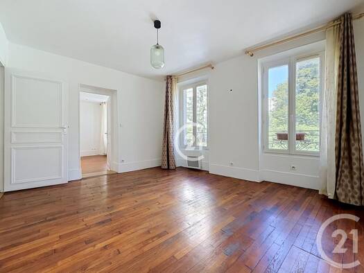 Appartement à vendre 280 000 € 2 pièces 1 chambre 47,03 m² 1er étage Montreuil 93100