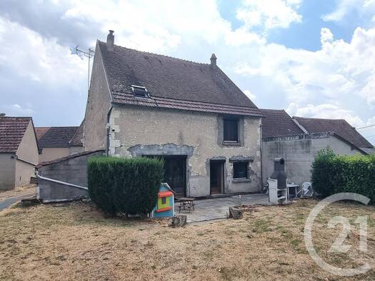 Maison à vendre 127 000 € 7 pièces 4 chambres 135 m² 1 600 m² de terrain La Celle-sur-Loire 58440