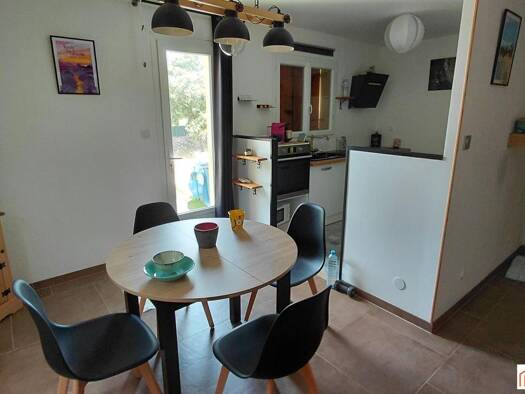 Maison à vendre 319 000 € 3 pièces 2 chambres 55 m² 1 339 m² de terrain Nord Ouest Saint-Maximin-la-Sainte-Baume 83470