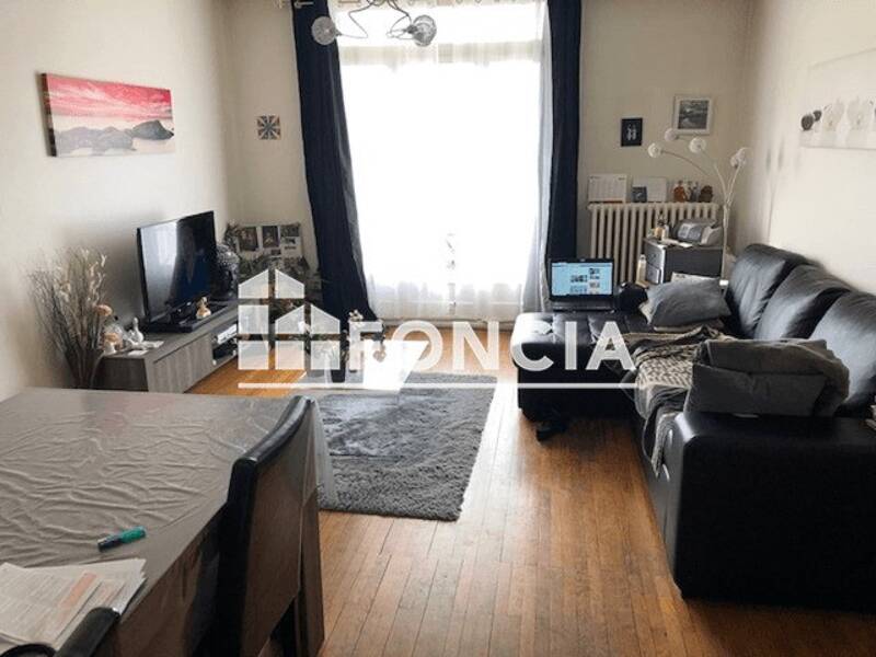 Maison à louer, 56m², ROUSSILLON