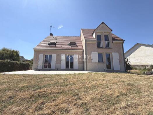 Maison à vendre 575 000 € 6 pièces 3 chambres 142 m² 1 154 m² de terrain Bussy-Saint-Martin 77600