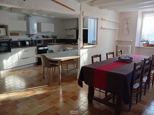 Maison à vendre 152 500 € 4 pièces 2 chambres 126 m² 1 279 m² de terrain Roches 41370
