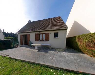Maison à vendre 315 000 € 4 pièces 3 chambres 86 m² 425 m² de terrain Centre Ville Sud Montmagny 95360
