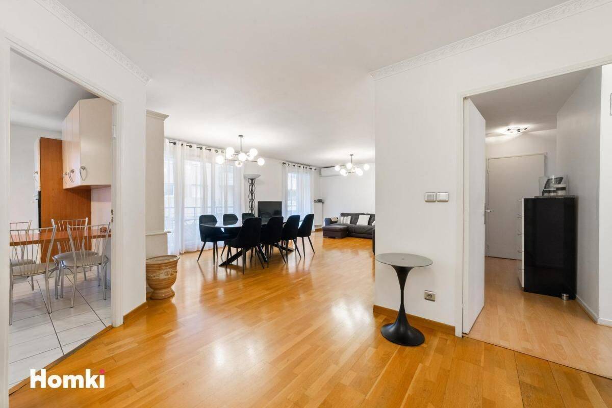 Appartement T5 de 109 m2 à Villeurbanne 69100, Rue Edouard Vaill — 14