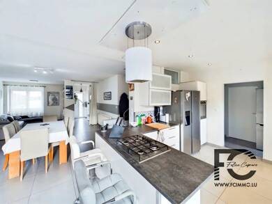 Maison à vendre 275 000 € 8 pièces 4 chambres 157 m² Longuyon 54260