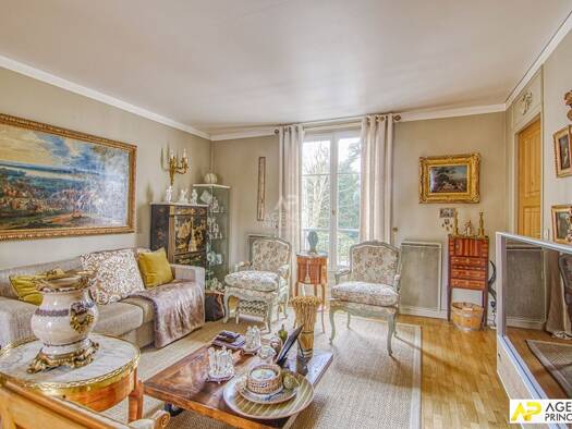 Appartement à vendre 620 000 € 4 pièces 3 chambres 82 m² Étage 1/4 Chantiers Versailles 78000