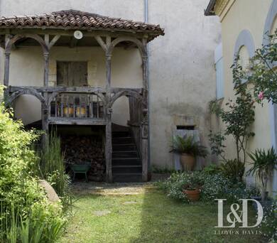 Maison à vendre 350 000 € 5 pièces 3 chambres 180 m² Saint-Sever 40500