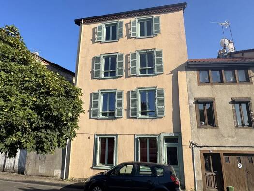 Immeuble à vendre 169 000 € 189 m² Nord Ambert 63600