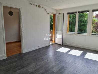 Appartement à vendre 230 000 € 3 pièces 2 chambres 55 m² RDC/3 Bievres 91570