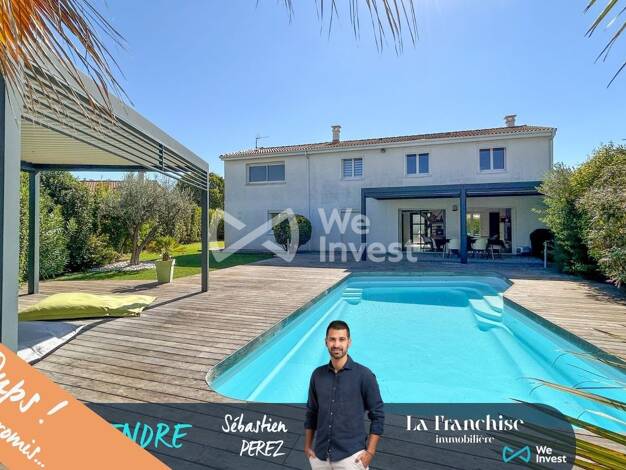 Villa à vendre - de 1.1M € 7 pièces 5 chambres 197 m² 697 m² de terrain Saint-Aunès 34130