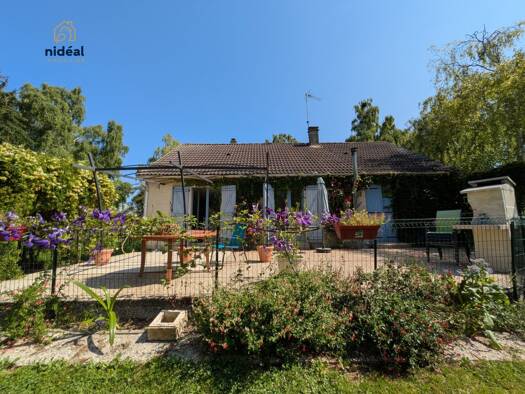 Maison à vendre 238 000 € 5 pièces 3 chambres 89 m² 2 500 m² de terrain Caillouet-Orgeville 27120