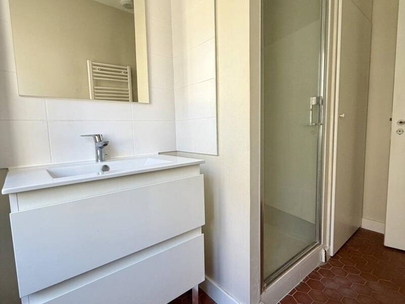 Maison à louer, 48m², MARSEILLE 6E