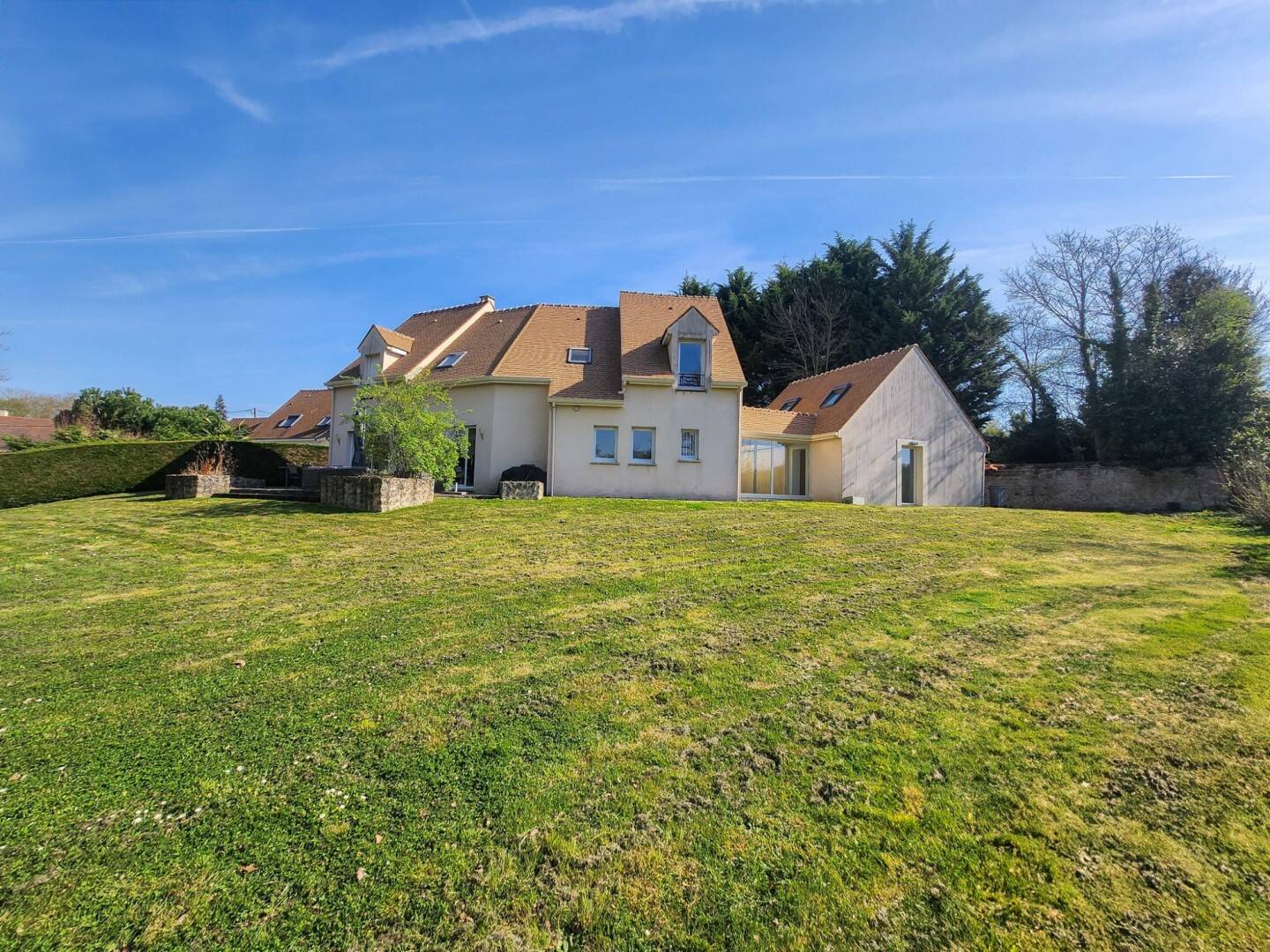 Maison à vendre, 240m², BRIIS SOUS FORGES