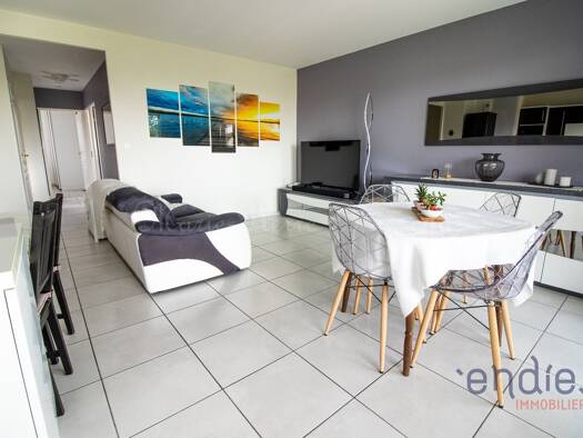 Appartement à vendre 265 000 € 4 pièces 3 chambres 78 m² Étage 1/2 Daix 21121