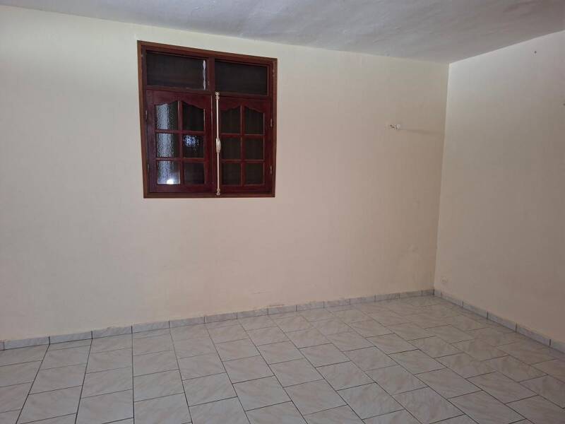 Maison à louer, 99m², LES ABYMES