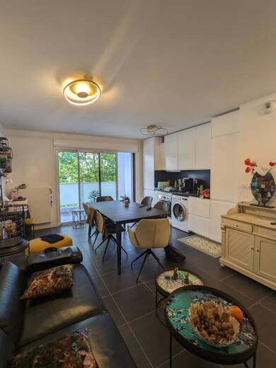 Appartement à louer 740 € 2 pièces 1 chambre 45,7 m² 3ème étage Mousserolles Bayonne 64100