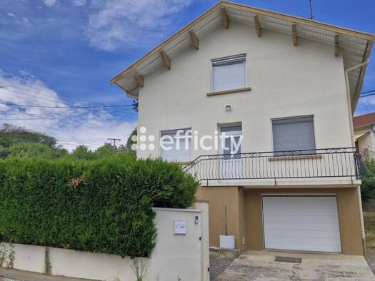 Maison à vendre 275 000 € 6 pièces 4 chambres 115 m² 563 m² de terrain La Côte-Saint-André 38260