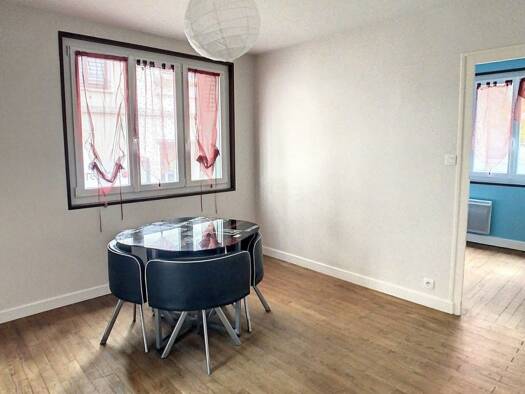 Colocation à louer 649 € 3 pièces 2 chambres 46,6 m² 1er étage Chambéry 73000