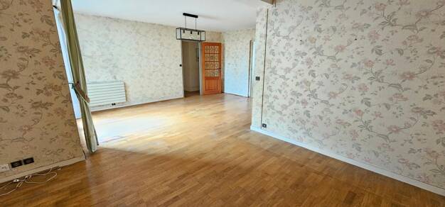 Appartement à vendre 159 990 € 3 pièces 2 chambres 75,6 m² RDC/3 Trois Quartiers-Centre Ville Poitiers 86000