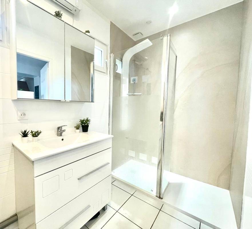 Maison à vendre, 56m², AMBARES ET LAGRAVE