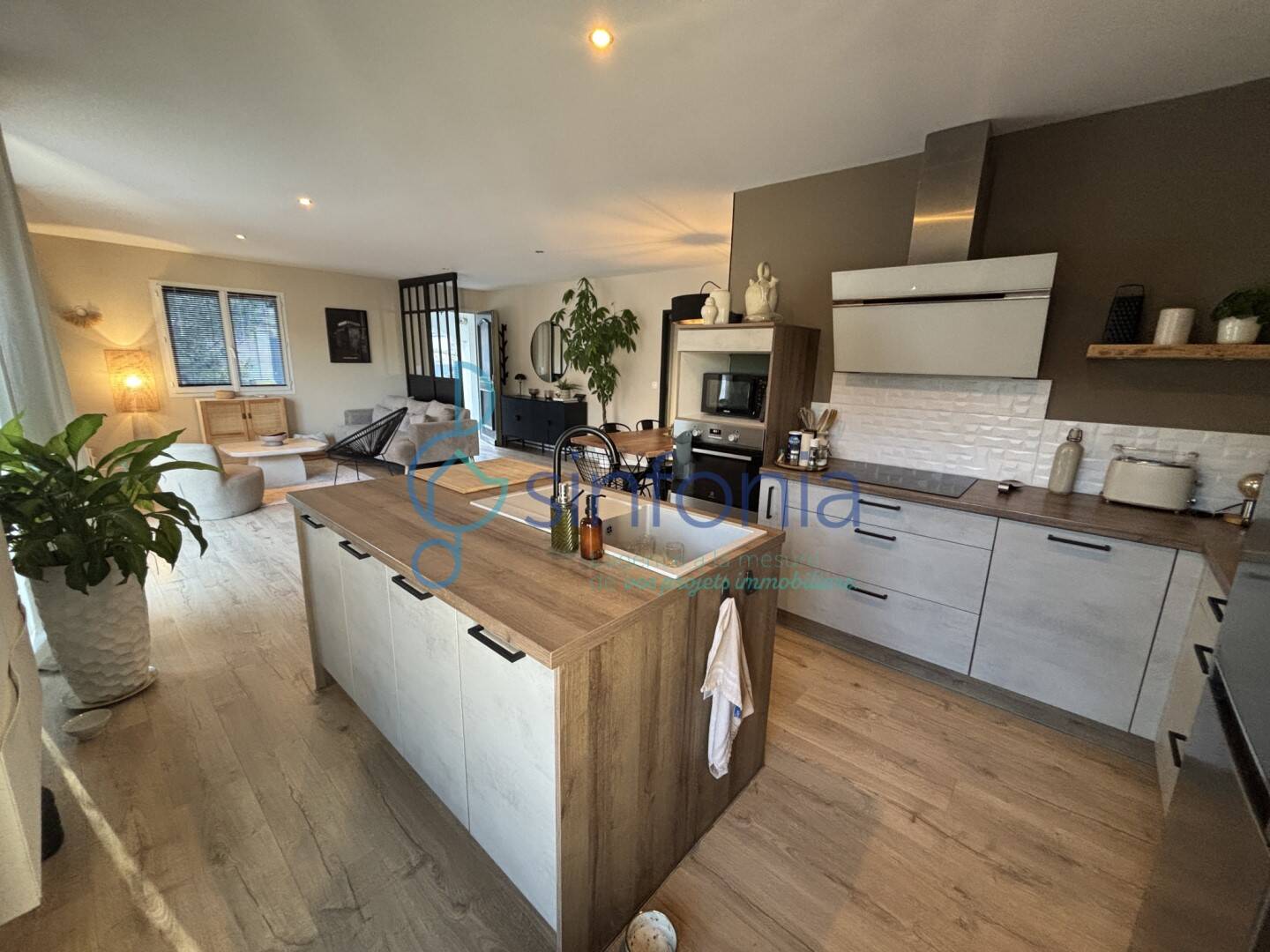 Maison à vendre, 96m², GALLARGUES LE MONTUEUX