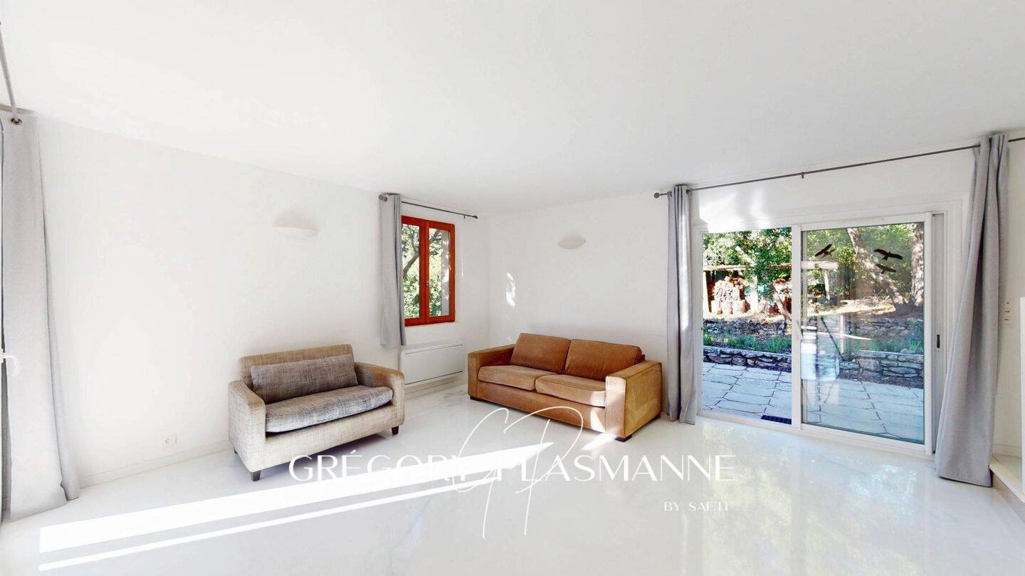 Maison à vendre, 115m², SAINTE ANASTASIE SUR ISSOLE