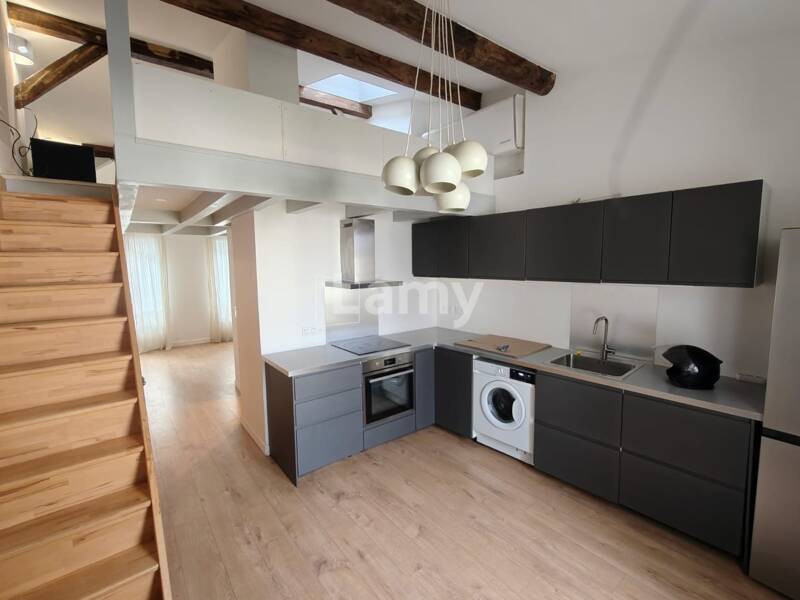 Maison à louer, 33m², PARIS 18E