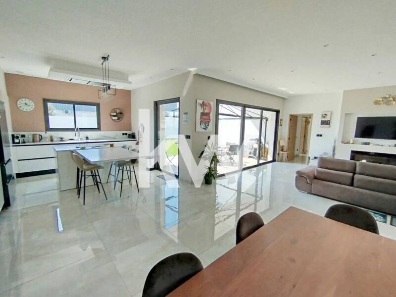 Maison à vendre, 140m², SAINT GENIES DE MALGOIRES