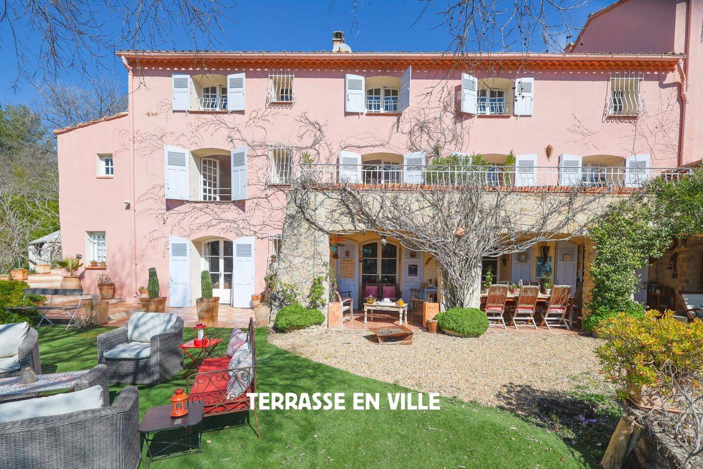 Maison à vendre, 360m², ENTRECASTEAUX