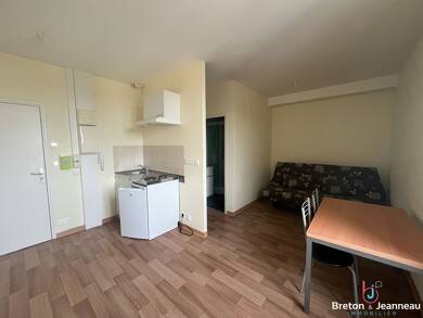 Appartement à louer 385 € 1 pièce 22 m² 2ème étage Laval 53000