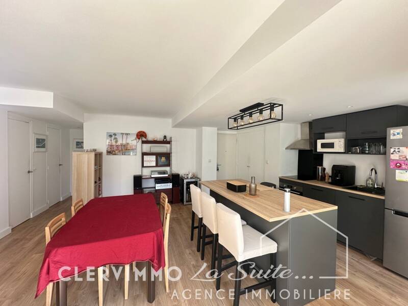 Maison à louer, 64m², MARSEILLE 7E