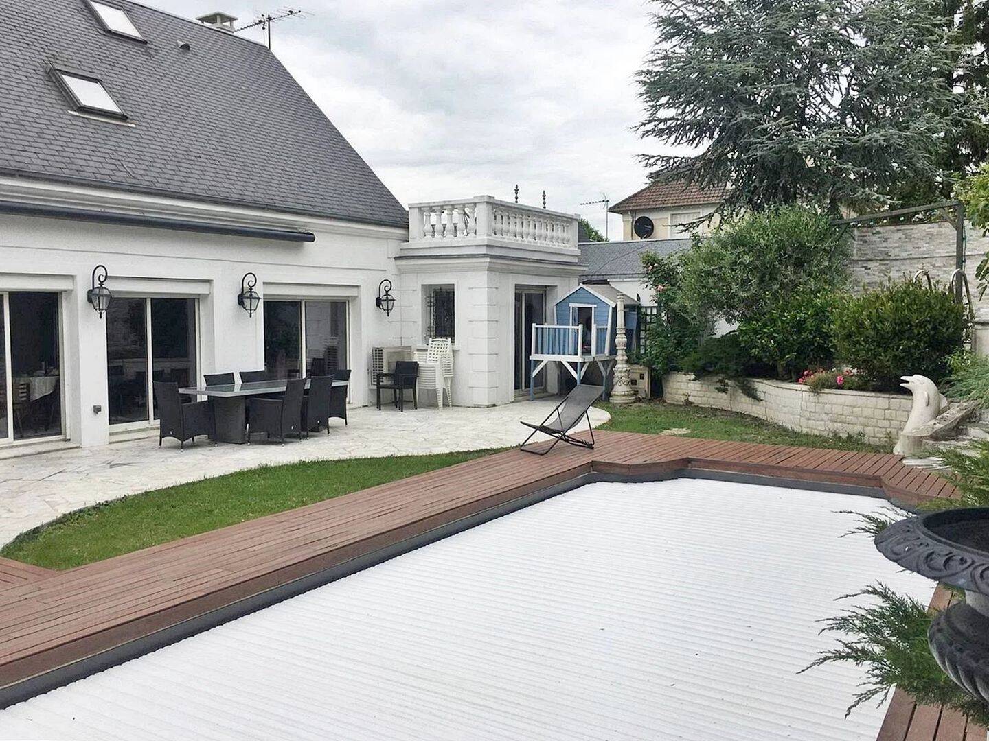 Maison à vendre, 200m², LA VARENNE SAINT HILAIRE