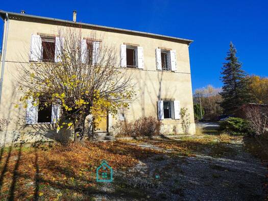 Immeuble à vendre 299 000 € 482 m² Barrême 04330