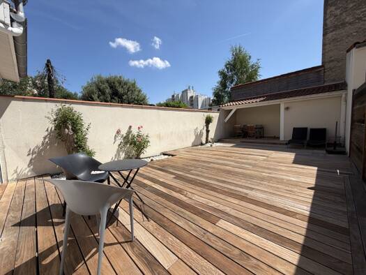 Maison à vendre 340 000 € 5 pièces 3 chambres 150 m² CES Paul Dangla 1 et 2 Agen 47000