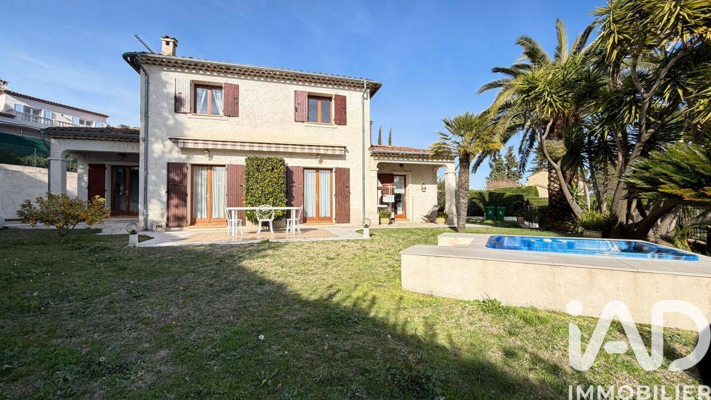 Maison à vendre, 105m², CHATEAUNEUF DE GRASSE
